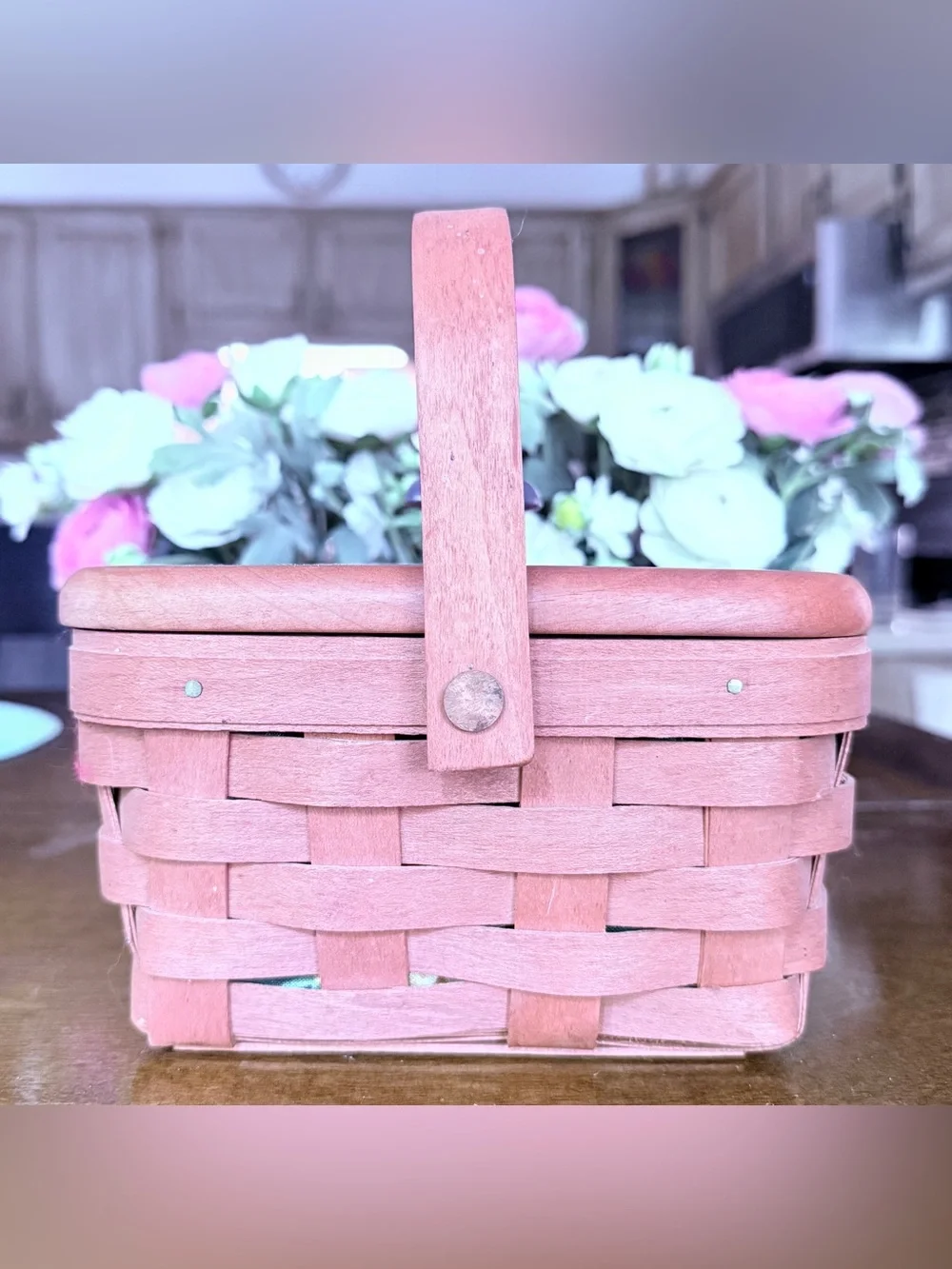 Vintage 1995 Longaberger Medium Berry Basket #11428 - Tan Weave with Lid